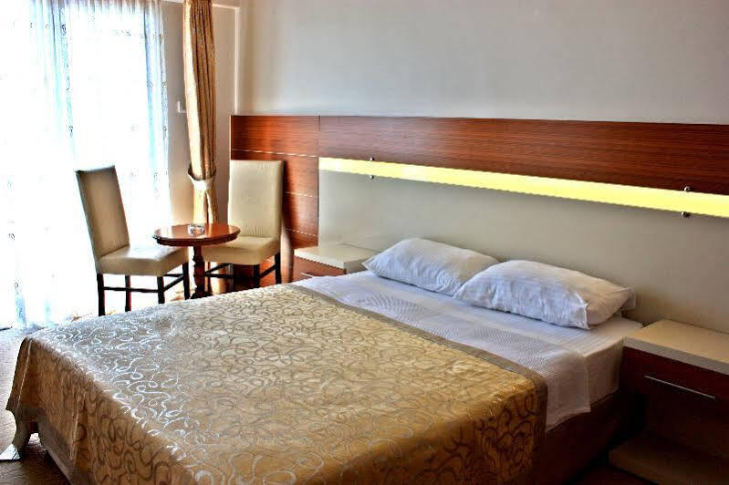 Miramar Hotel Фетхіє Екстер'єр фото