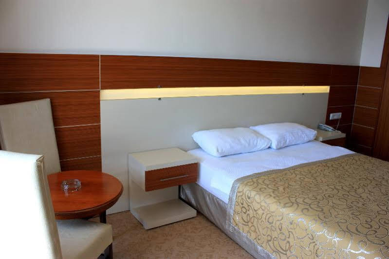 Miramar Hotel Фетхіє Екстер'єр фото
